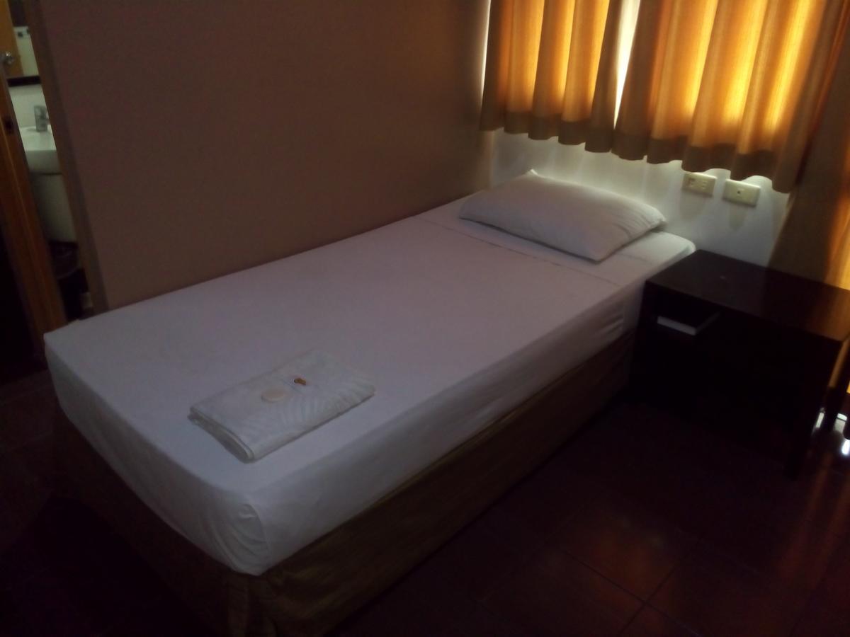 Hotel Kichi Legazpi Exterior photo
